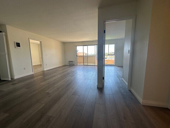 Foto del edificio - Quiet 2 Bedroom 2 Bathroom Minutes From SDSU