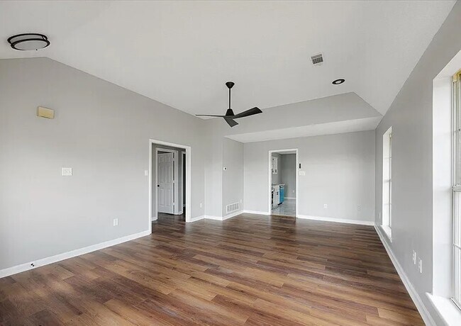 Foto del edificio - 4535 Dupree Rd