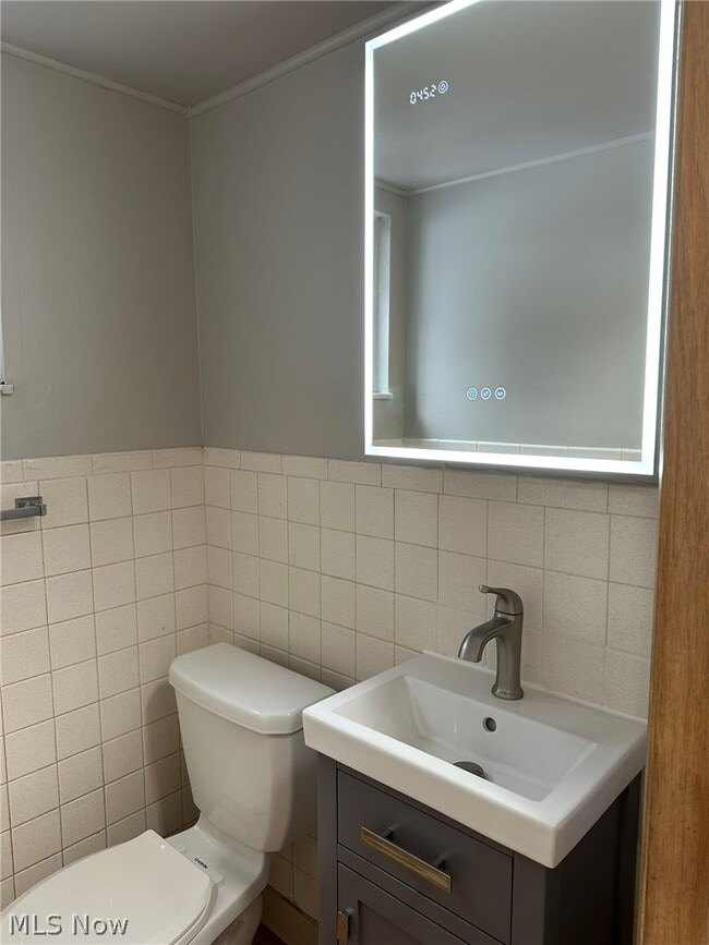 Foto del edificio - 124 Kenridge Rd