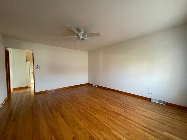 Foto del edificio - 10721 Lombard Ave