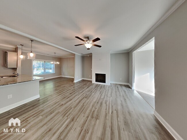 Foto del edificio - 7730 Fawn Cir