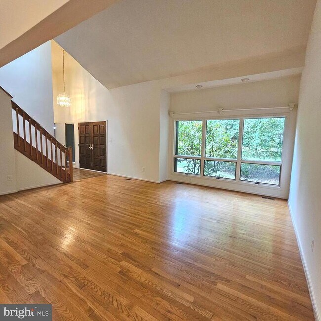 Foto del edificio - 7413 Walton Ln