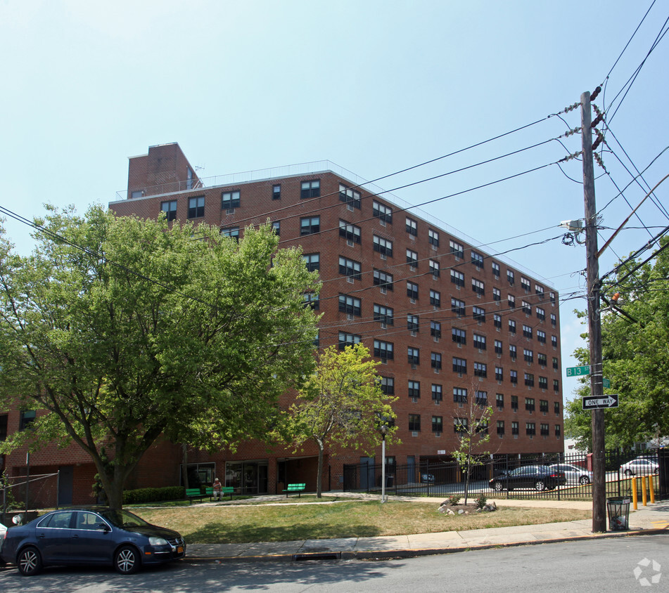 Building Photo - New Haven Plaza