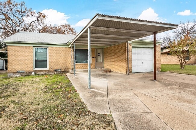 Photo - 3311 Tooms St House