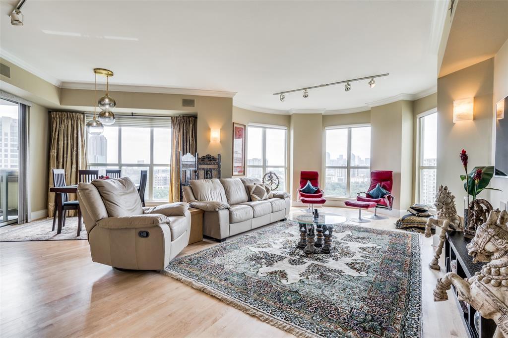 Foto principal - 3401 Lee Pkwy