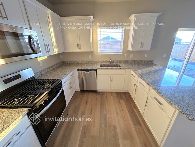 Building Photo - 2154 Alyssa St