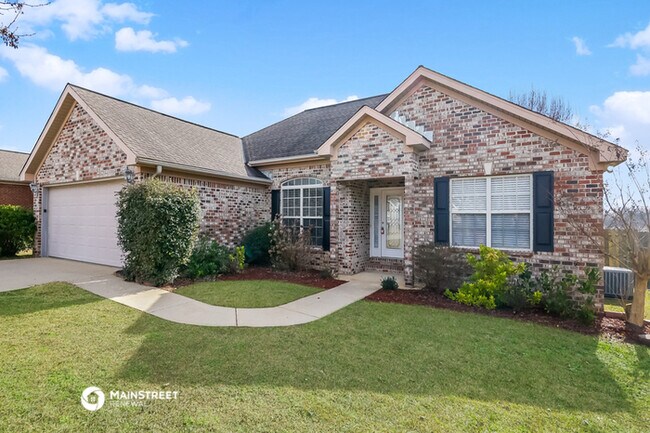 Building Photo - 12390 Huntington Village Dr