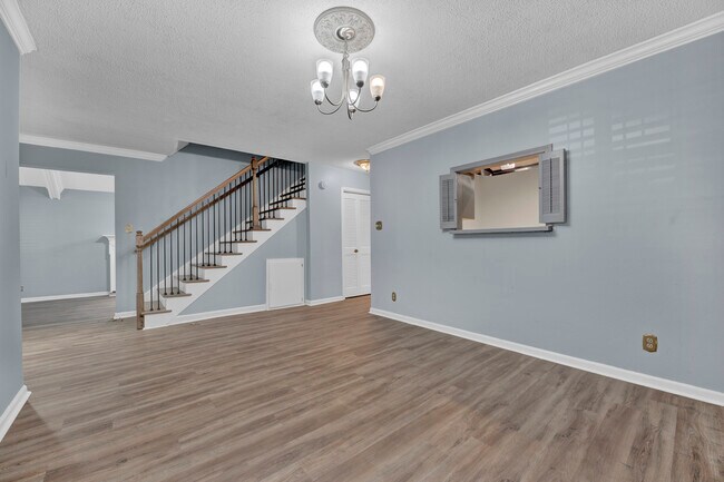Building Photo - 2514 Hawksbury Ln