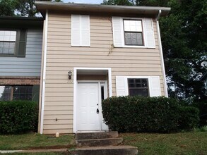 Building Photo - 232 Candlebrook Dr