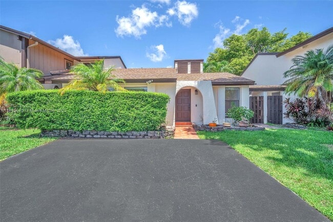 Foto del edificio - 6611 SW 127th Ct