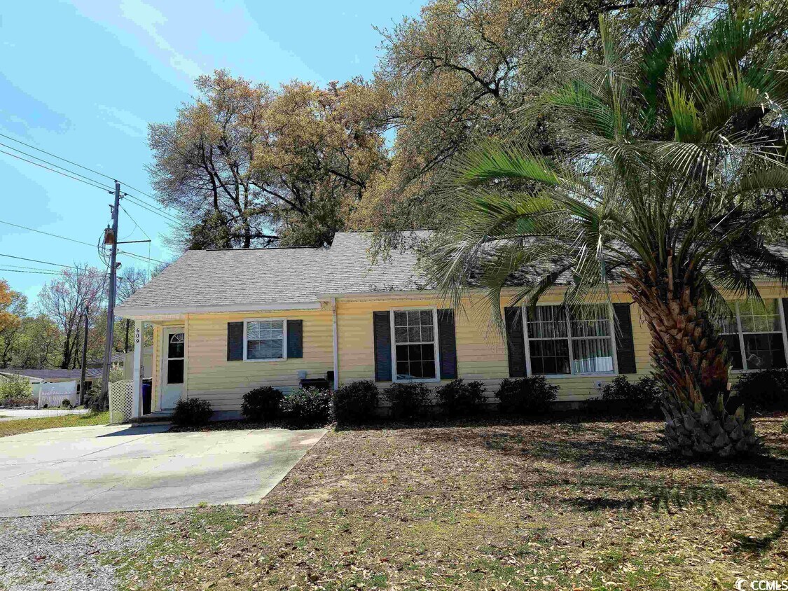 609 6th Ave S, Surfside Beach, SC 29575 Condo for Rent in Surfside