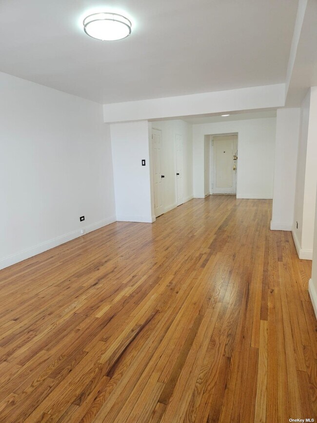 Building Photo - 105-38-105-64 64th Rd