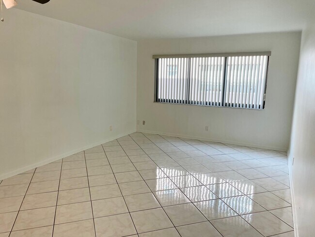 Foto del edificio - 305 SE 9th Ave