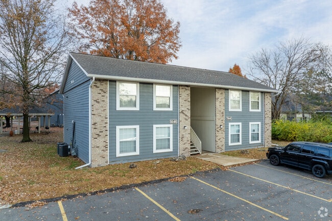 Building Photo - Chouteau Bay Apartments