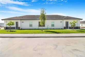 Building Photo - 18 Inspiration Rd