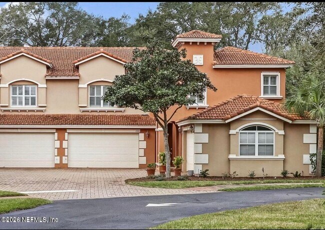 Foto del edificio - 156 Hidden Palms Ln