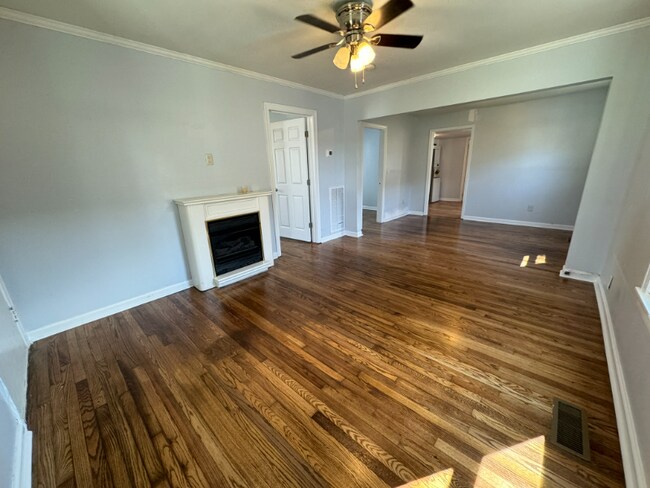 Building Photo - 508 Snyder Ave