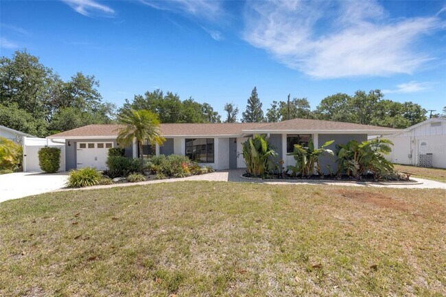 Building Photo - 4645 Hunter Ridge Dr