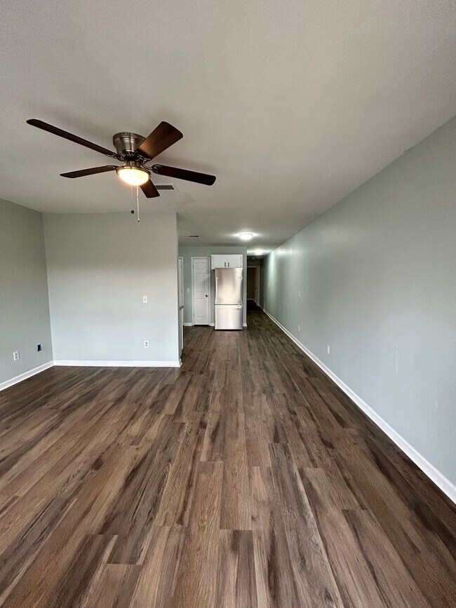 Foto del edificio - Duplex in the Heart of Southside - 2 bed | 1.5 baths