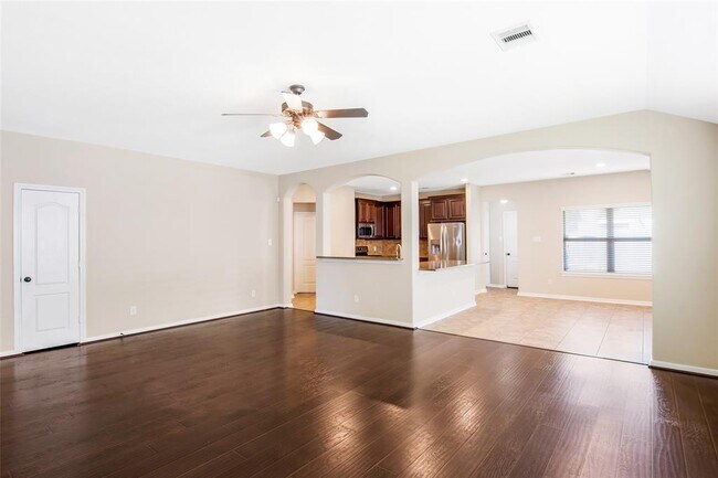 Foto del edificio - 21827 Mount Hunt Dr
