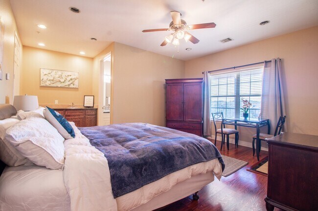 Foto del edificio - 7039 Kingston Cove Ln