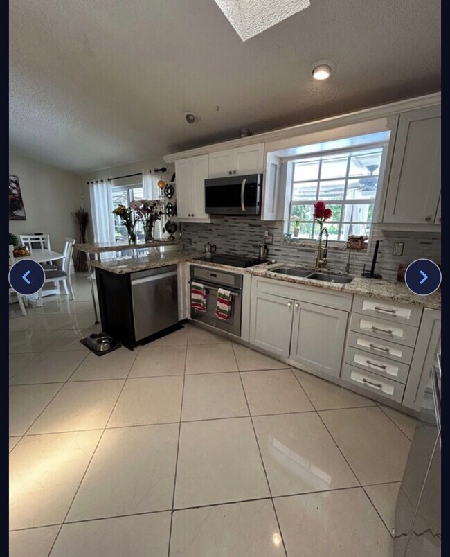 Foto del edificio - 3176 NW 67th Ct