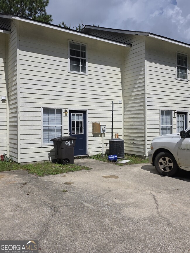 Building Photo - 722 Morningside Ln
