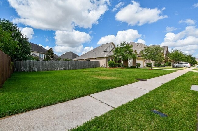 Building Photo - 27403 Bentridge Park Ln