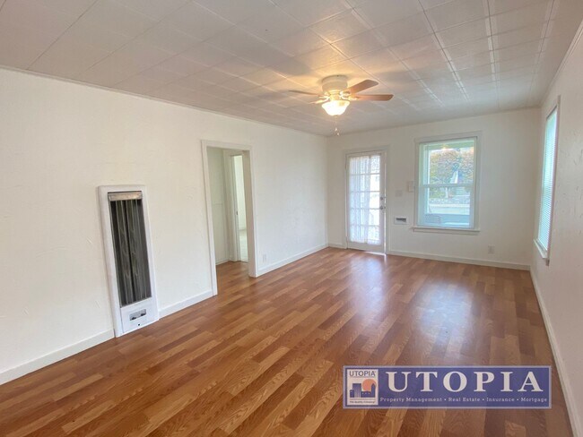 Foto del edificio - 316 Clinton St