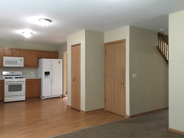 Building Photo - 481 Pheasant Chase Dr