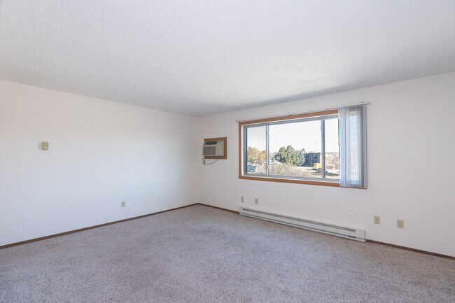 Apartamentos en Hartford, Fargo, ND | 11A | Sala de estar - Hartford
