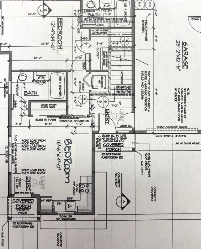 Building Photo - Beautiful 6 bedroom Campus Home!