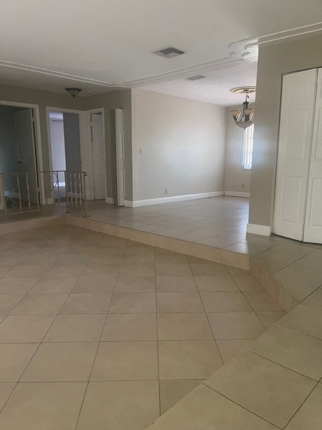 Foto principal - 1328 NW 86th Way