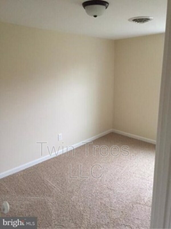 5727 Main St, Mount Jackson, VA 22842 Condo for Rent in Mount Jackson