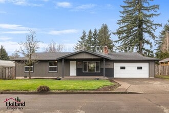 Building Photo - 18789 Oaktree Ave