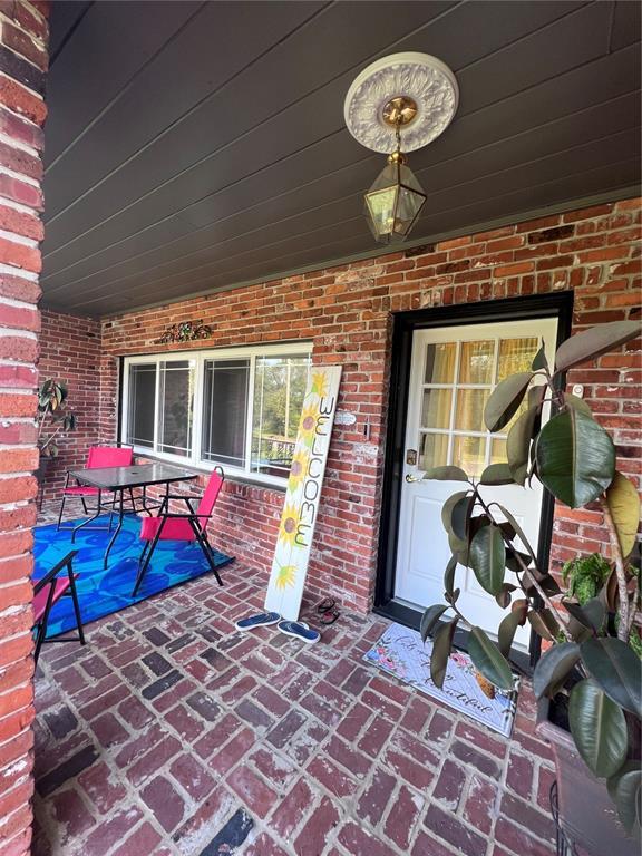 Building Photo - 508 Alta Vista Dr