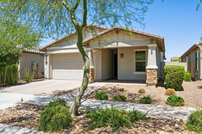 Building Photo - 5554 S Archer