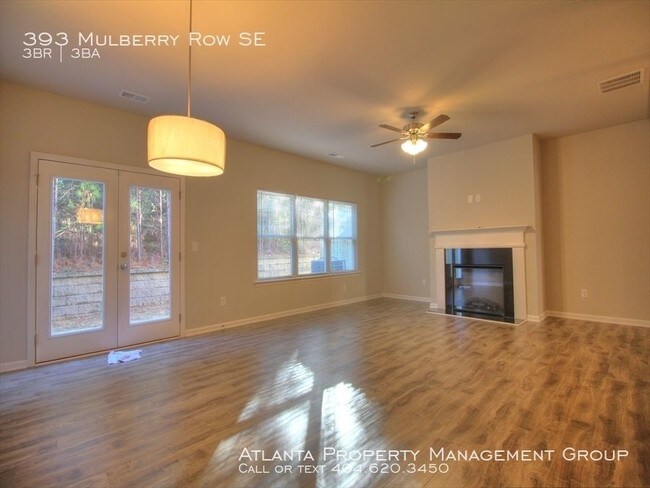 Building Photo - 393 Mulberry Row SE