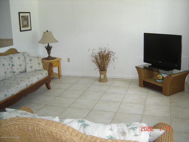 Foto del edificio - 8401 N Atlantic Ave