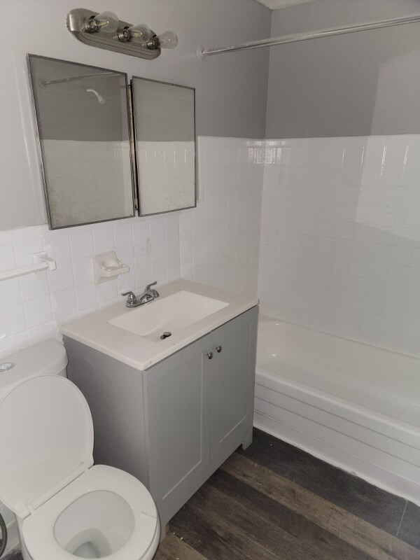 Foto del edificio - 13540 Superior Rd