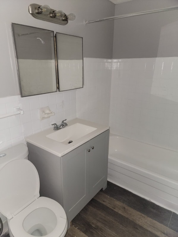 Building Photo - 13540 Superior Rd