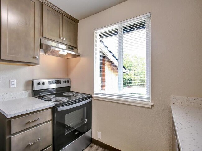 Foto del edificio - 1709 Blankenship Rd