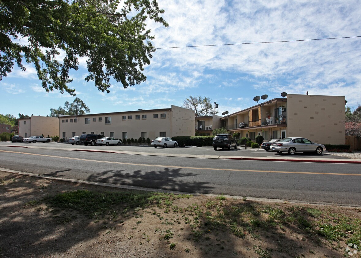 Building Photo - Riviera Apartments