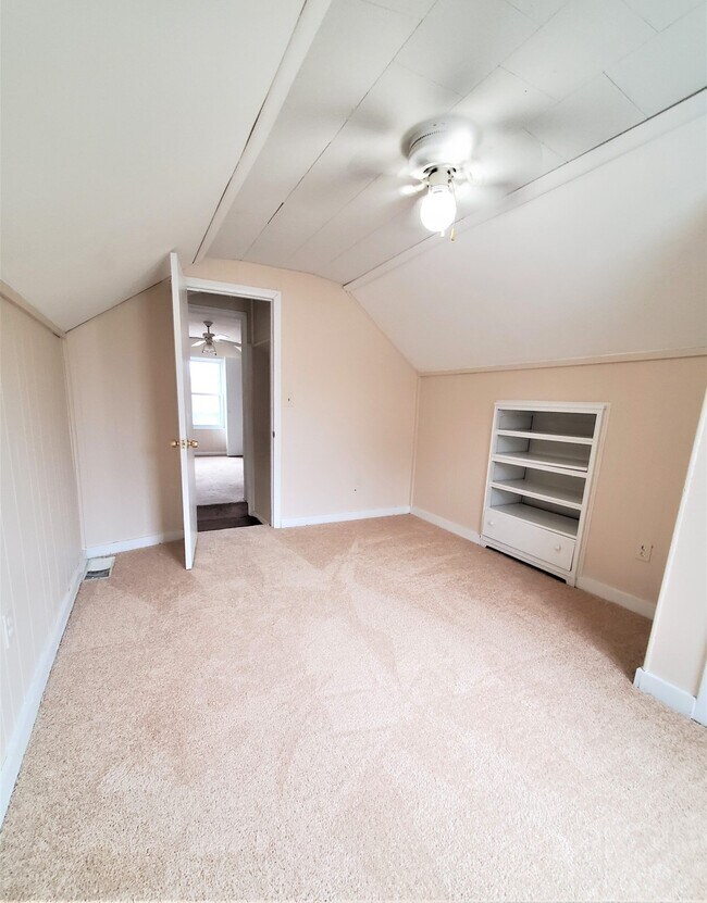 Foto del edificio - 2302 Chesning Ave