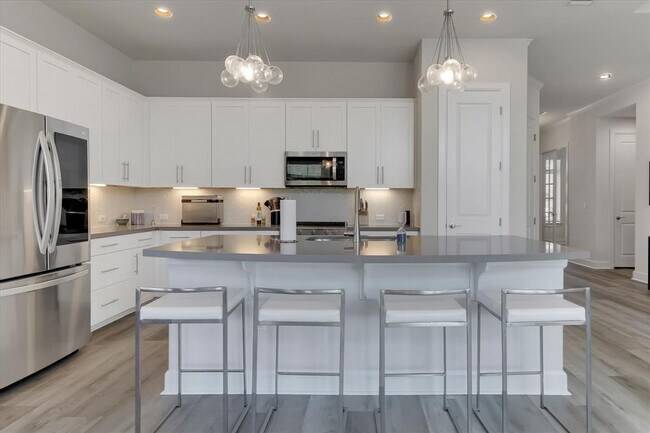 Foto del edificio - 5820 Harper Park Dr