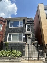 Building Photo - 6615 S Ingleside Ave