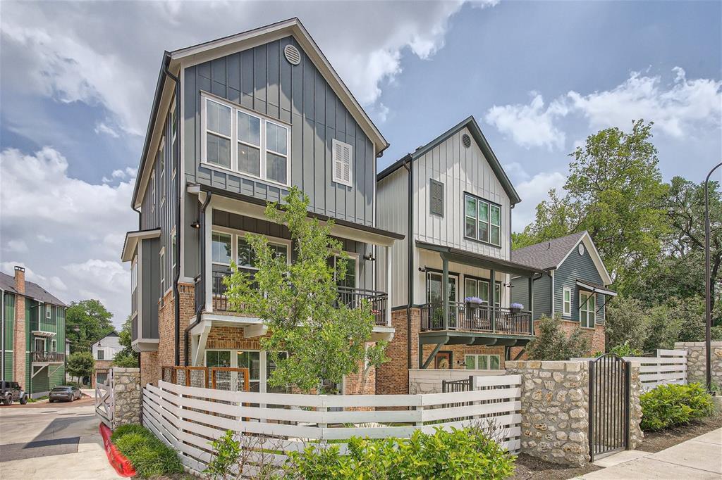 Foto principal - 3809 Valley View Rd