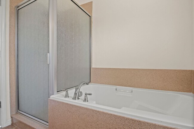 Building Photo - 3287 N 1375 W