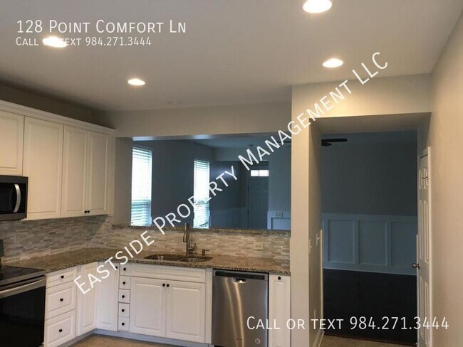 Building Photo - 128 Point Comfort Ln