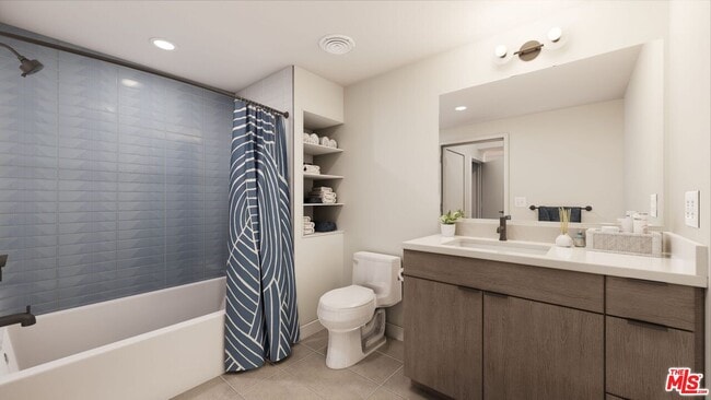 Building Photo - 800 N Front St